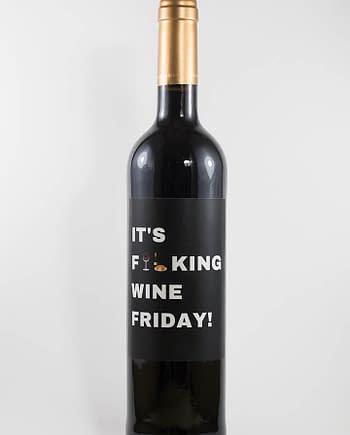 Garrafa de vinho tinto com rótulo para festas - It's fucking wine friday