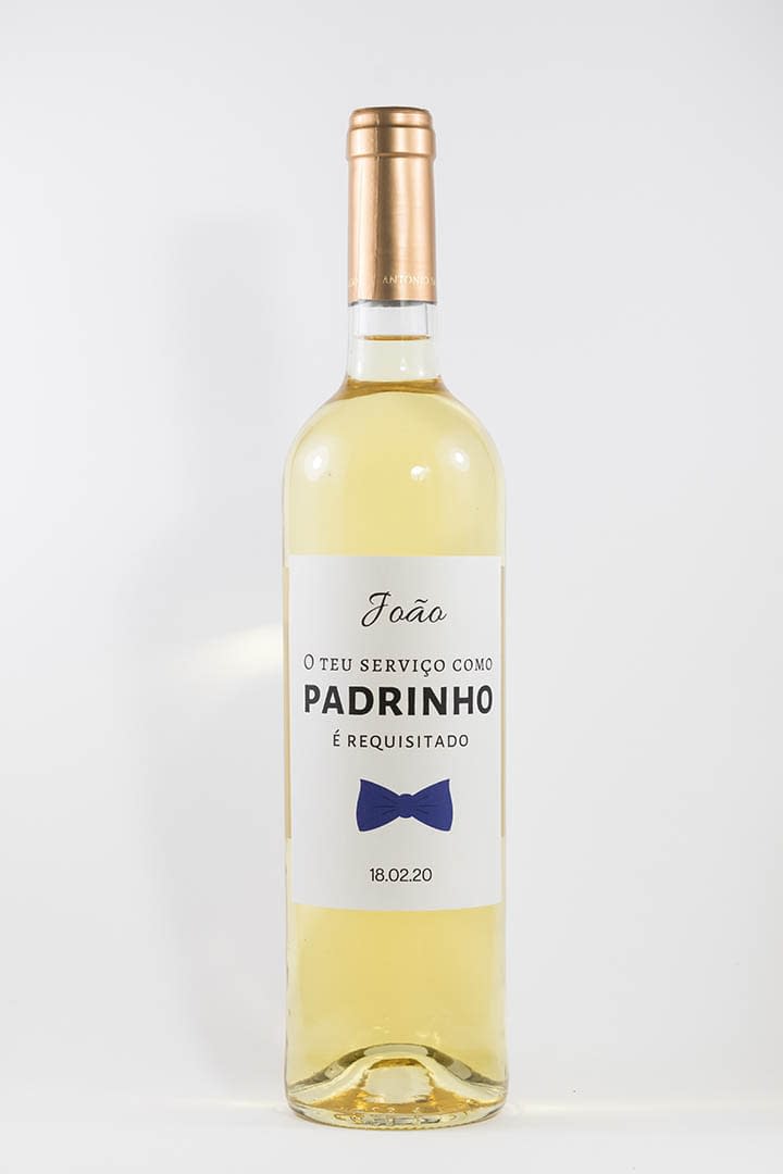 Garrafa de vinho branco com rótulo personalizado - Casamento - O teu serviço como padrinho é requisitado, laço azul
