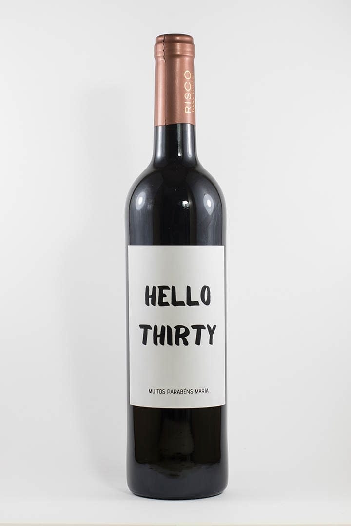 Garrafa de vinho tinto com rótulo personalizado - Aniversário - Hello Birthday com idade e nome