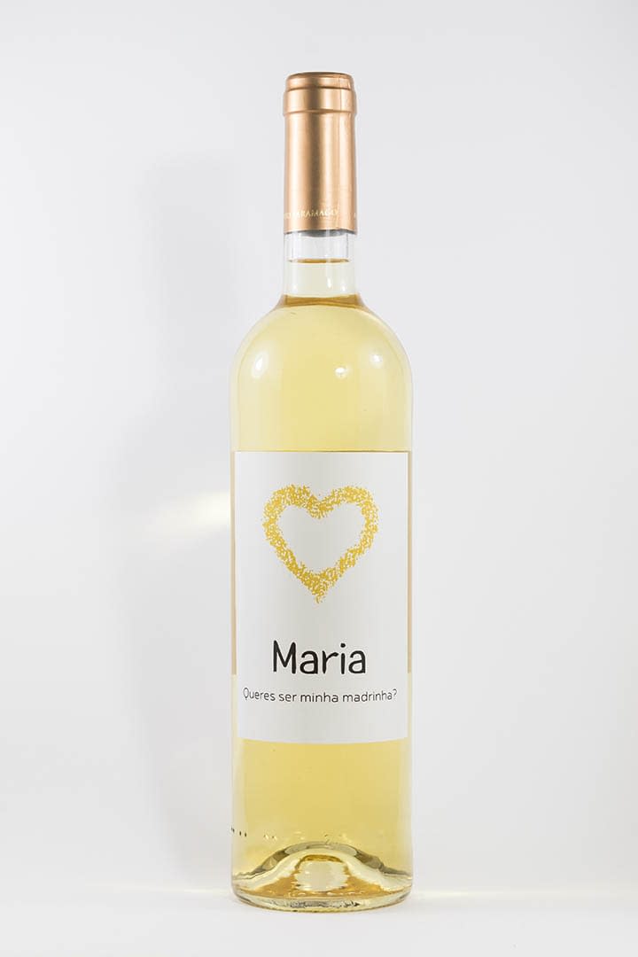 Garrafa de vinho branco com rótulo personalizado - Casamento - Queres ser minha madrinha, com nome e coração amarelo